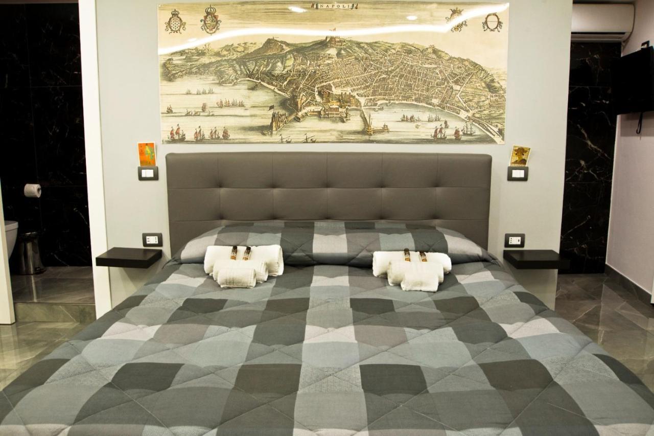 Suite Napoli Sotterranea Con Jacuzzi Εξωτερικό φωτογραφία