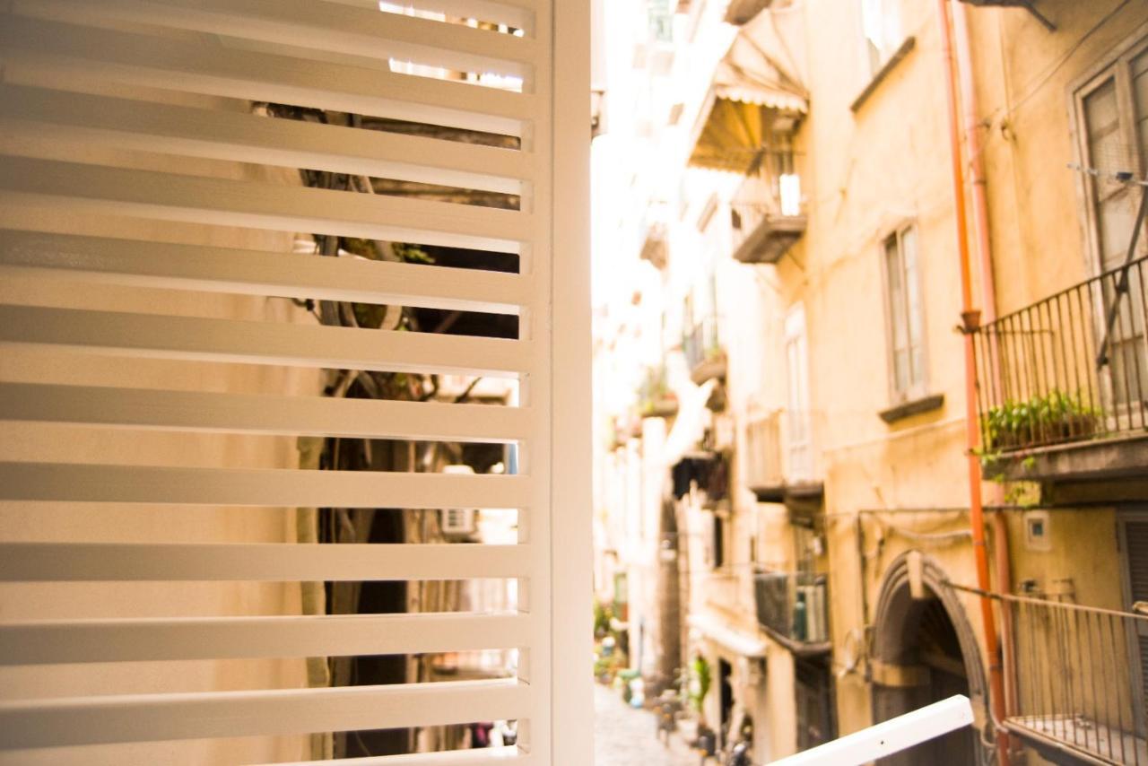 Suite Napoli Sotterranea Con Jacuzzi Εξωτερικό φωτογραφία