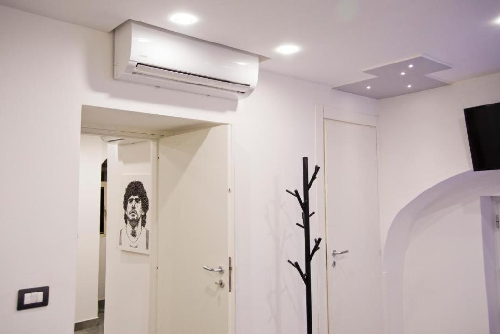 Suite Napoli Sotterranea Con Jacuzzi Εξωτερικό φωτογραφία