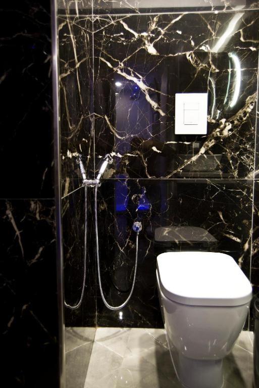 Suite Napoli Sotterranea Con Jacuzzi Εξωτερικό φωτογραφία