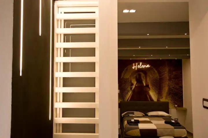 Suite Napoli Sotterranea Con Jacuzzi Εξωτερικό φωτογραφία